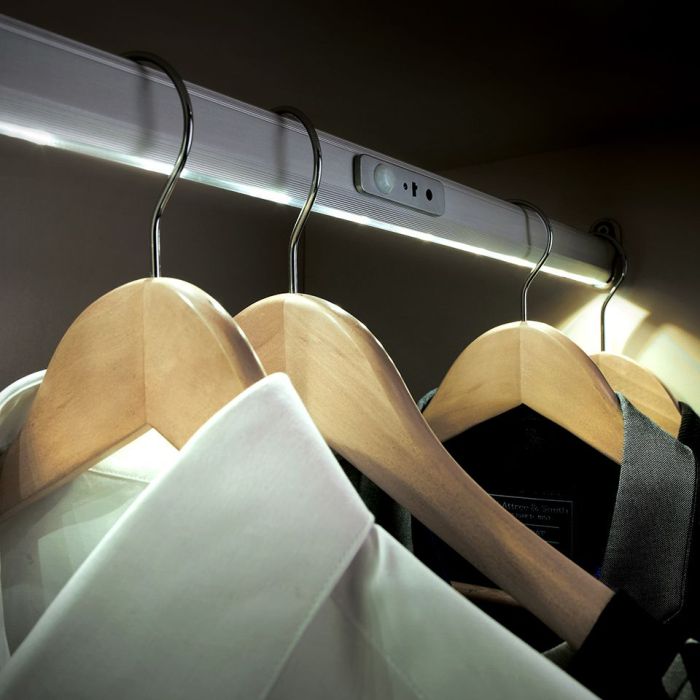 Sensio Alto LED Wardrobe Rail Light - 962mm