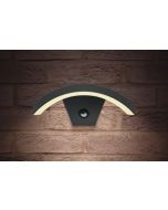 Integral Outdoor Curve PIR 7.1W 4000K 420lm IP54