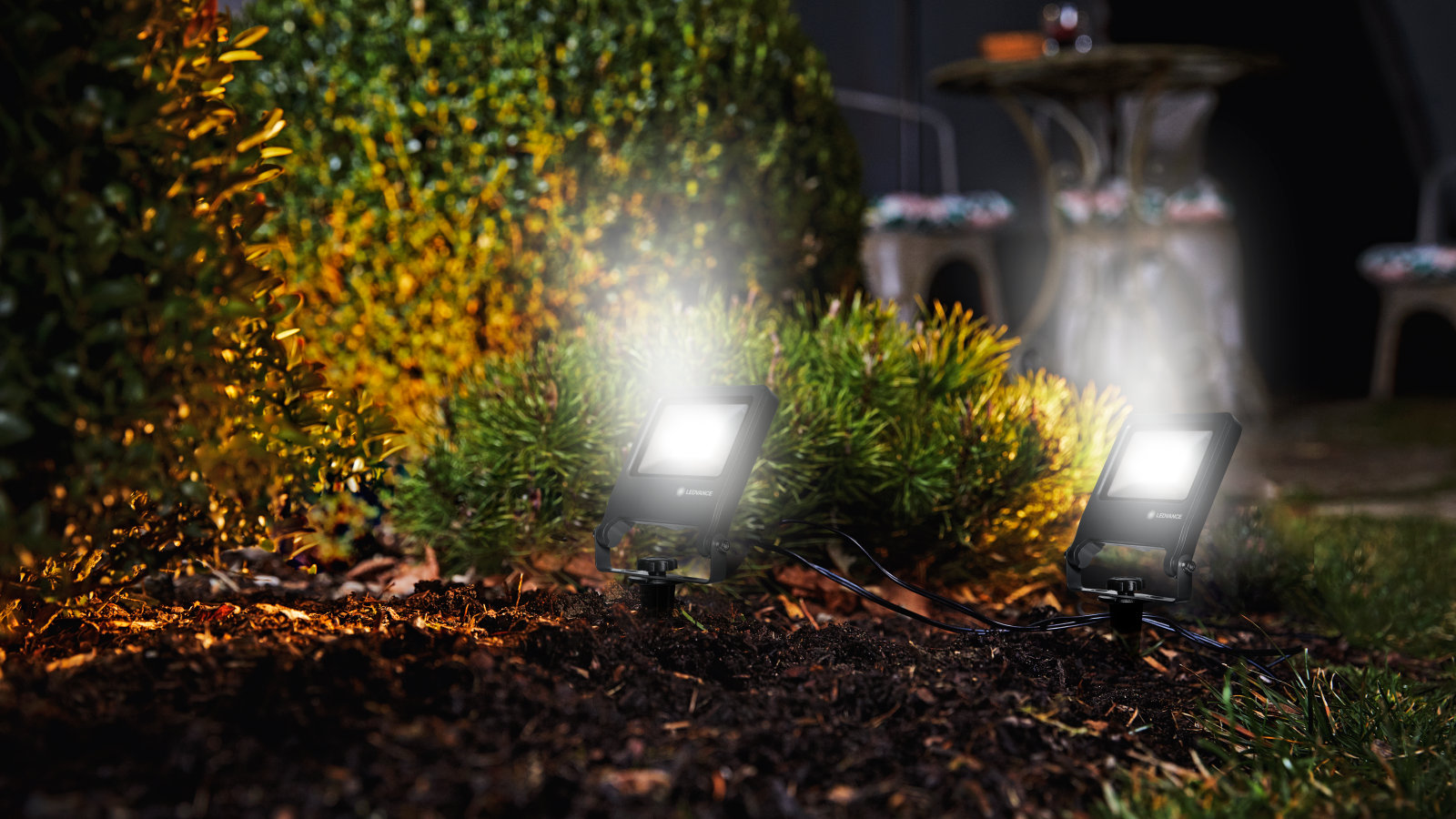 The time of year for exterior lighting is here!